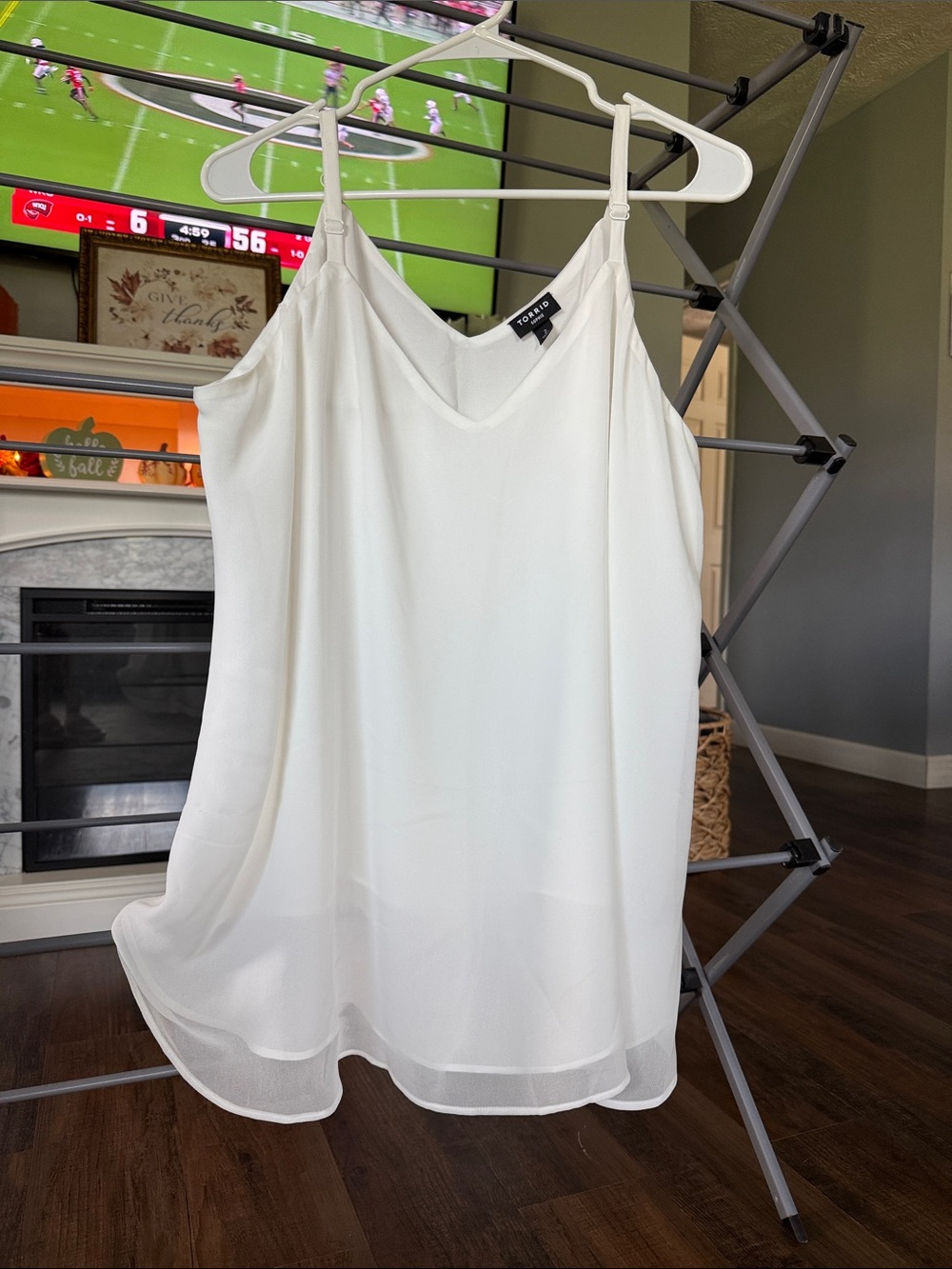 torrid White V-Neck Spaghetti Strap Cami